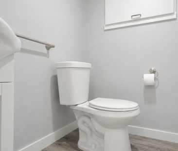 For Lease - 109 Nassau Street, Oshawa, Ontario - Photo 6