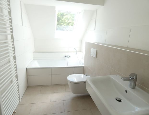 ** Modernisierte 3-Zi-Wohnung in beliebter Lage von Essen-Frohnhausen ** - Photo 1