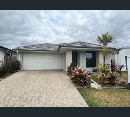 6 Rosewood St, Caboolture South, Qld 4510 - Photo 1