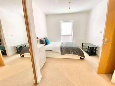 4 bedroom house of multiple occupation to rent - Photo 3