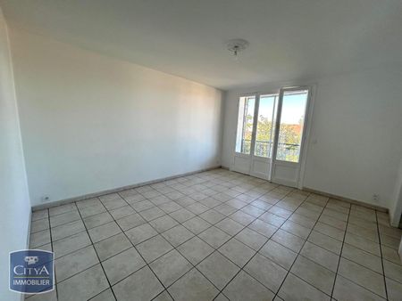 Location Appartement 3 pièces 58m² VILLENEUVE SUR LOT 47300 - Photo 4