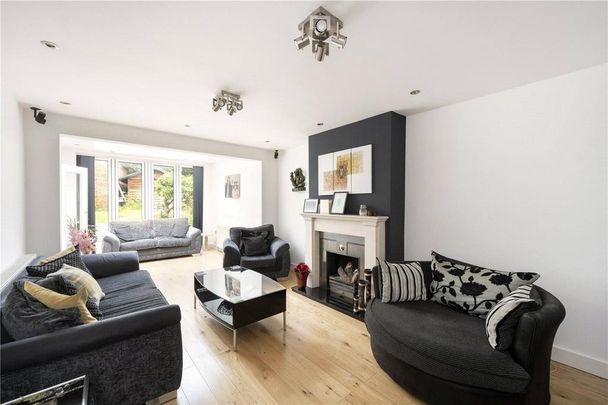 6 bedroom house to rent - Photo 1