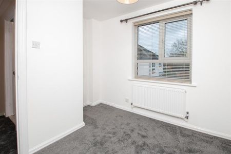 2 bedroom terraced house to rent - Photo 4