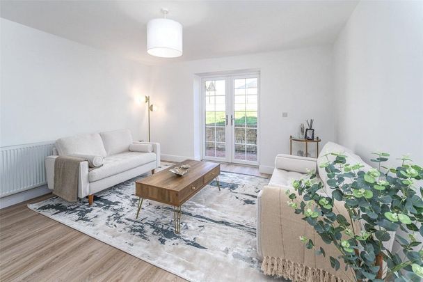 5 bedroom detached house to rent - Photo 1