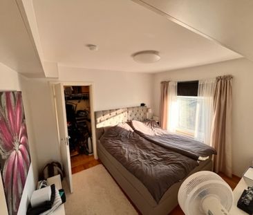 Ljus och rymlig trea med balkong i centrala Haninge! - Foto 4