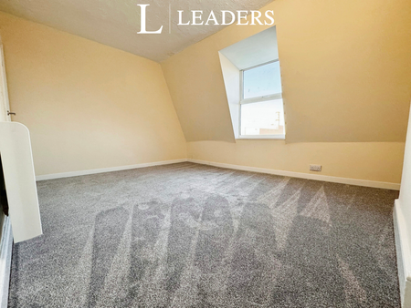 2 bedroom apartment to rent High Street, Gorleston, Great Yarmouth, NR31 - Photo 2