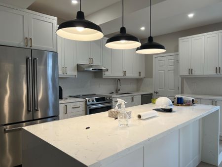 For Lease - 2421 Eighth Line, Oakville, Ontario - Photo 3