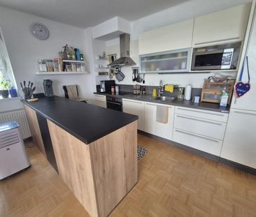 Geräumige Mietwohnung (67m²) mit 2 Schlafzimmern und Balkon in Ober... - Photo 2