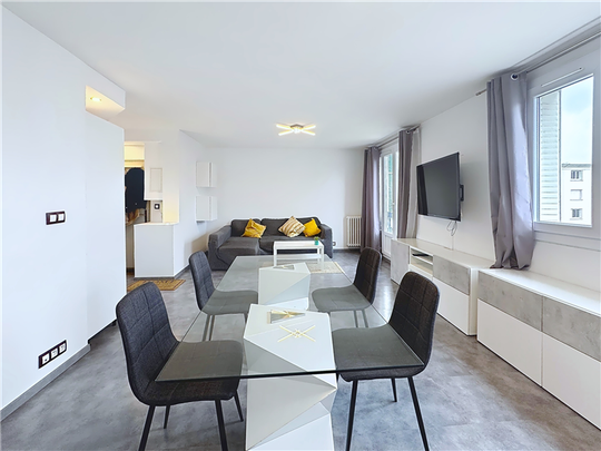 3 pièces - Meublé - 71 m² - 7ème étage - Colocation non autorisée - Photo 1