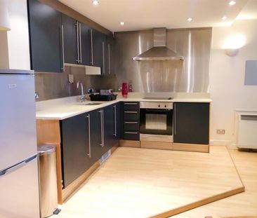 2 bedroom Flat To Let - Photo 6