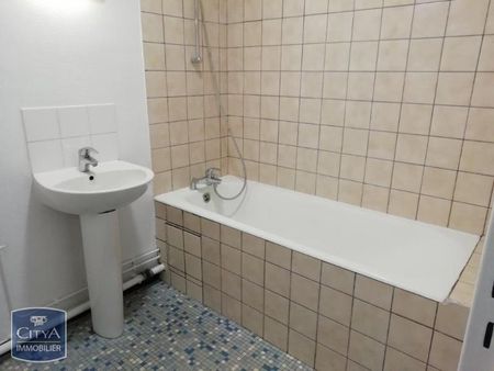 Location Appartement 2 pièces 45m² PARIS 19ème - Photo 3