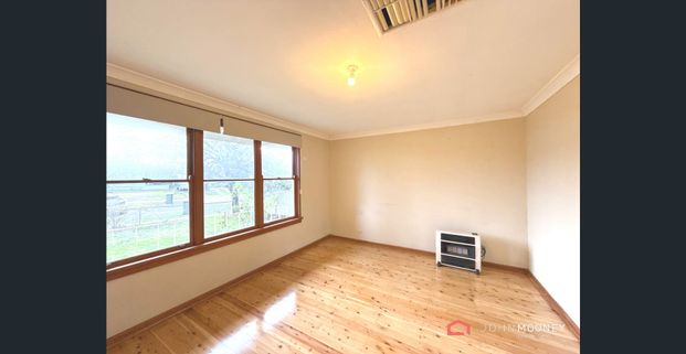 24 Buna Street, Ashmont - Photo 1