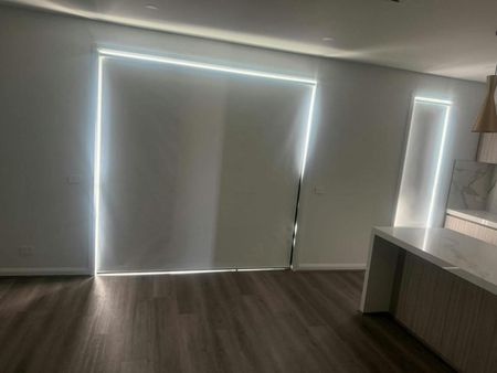Brand-New Modern Family Living in the Heart of Cobblebank! - Photo 3