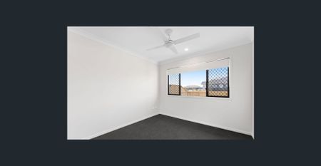 Bright & Spacious Family Home in Flagstone! - Photo 5