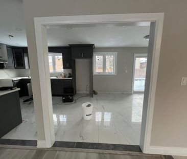 For Lease - 3592 Swirlingleaves Crescent Unit# Level 01- 3bed 2.5 b... - Photo 6