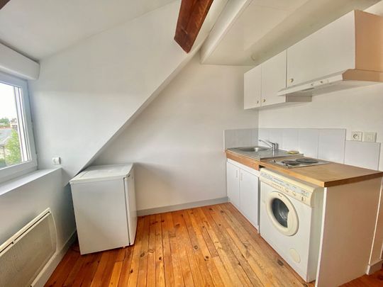 A Louer - Nantes Rond Point De Vannes - Appartement Type 2 De 25.20m² ( 35.70m² Au Sol ) - Photo 1