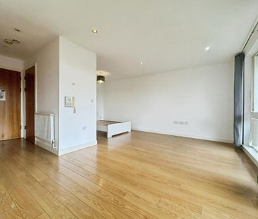 Studio to rent - Photo 6