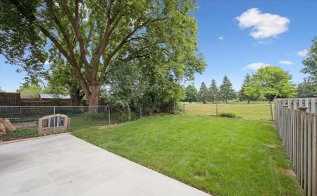 For Lease - 71 Overlea Drive, Kitchener, Ontario - Photo 4