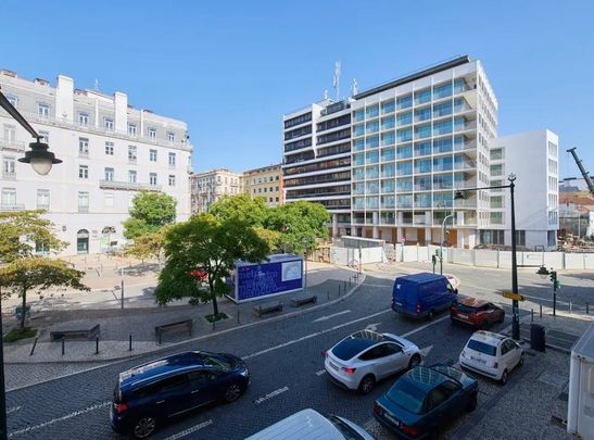 Largo Vitorino Damásio, Lisbon, Lisbon 1200-872 - Photo 1