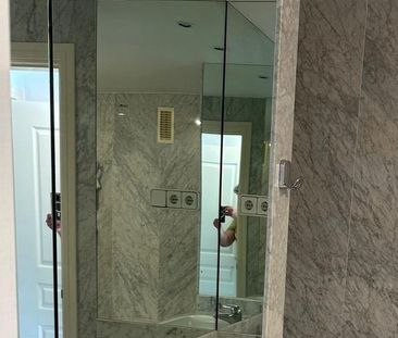 2 bedroom luxury Flat for rent in Puerto Banus, Andalusia - Photo 1