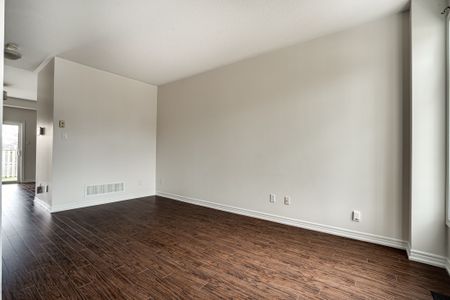 For Lease - 93 Glendarling Crescent, Hamilton, Ontario - Photo 5