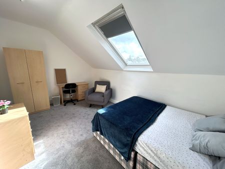 2 bedroom flat to rent - Photo 5