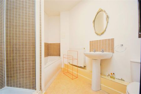 2 bedroom apartment to rent - Photo 5
