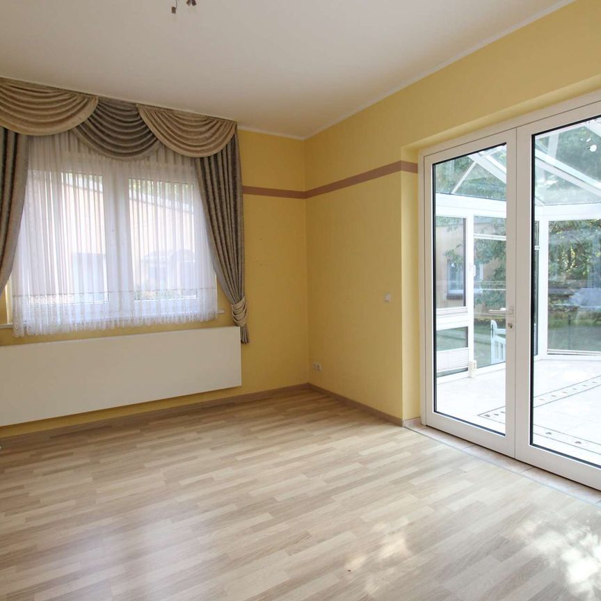 Ihr eigenes Haus direkt an der OSTSEE! Mit Wintergarten, Einbauküche und Einliegerwohnung! - Photo 1