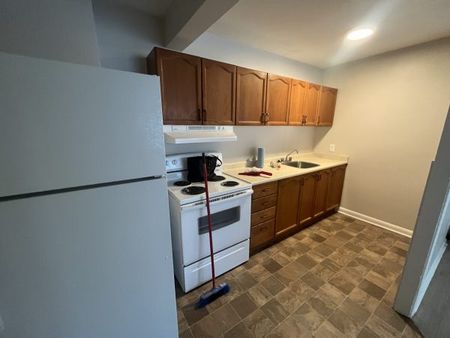 137 Russell St, Unit 5, Kingston, ON - Photo 4
