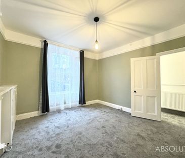 4 bed terraced house to rent in Princes Road West, Torquay, TQ1 - Photo 2