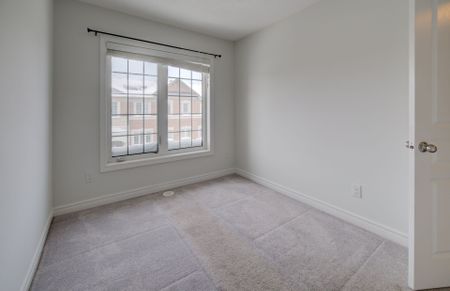 For Lease - 9 Aspen Hills Road Unit# 40, Brampton, Ontario - Photo 5