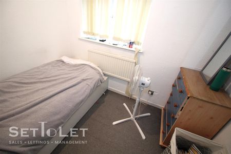 Nene Court, Oadby, LE2 4JF - Photo 3