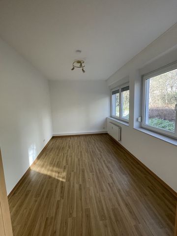 helle 3 -Zimmer-Küche-Bad-Wohnung am Siegener Giersberg zu vermieten - Photo 2