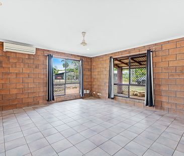 QUIET COURT LOCATION - Photo 2