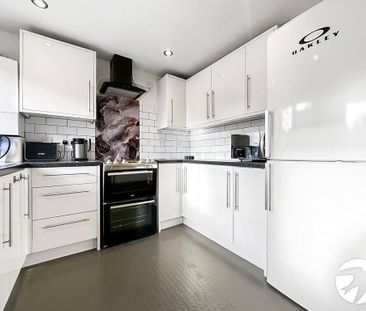 2 bedroom end of terrace house to rent - Photo 6