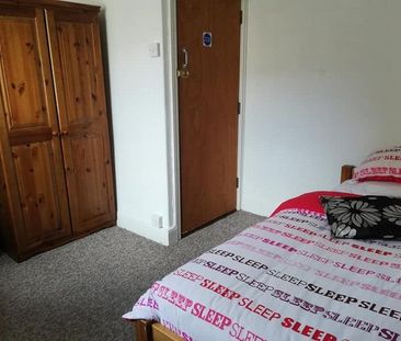 5 bedroom house to rent - Photo 4