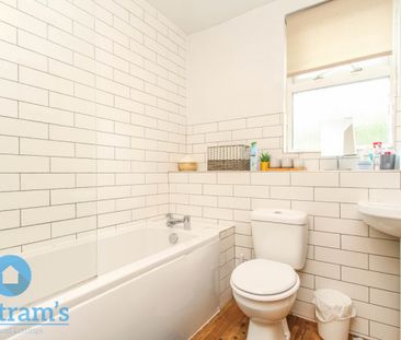 2 bed Mid Terraced House for Rent - Photo 1