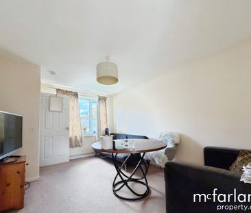 Farne Way, Royal Wootton Bassett, Swindon, Swindon, SN4 - Photo 1