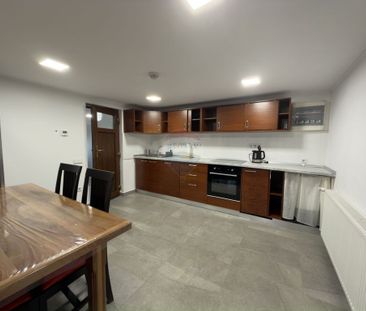 Casă cu 2 camere de închiriat în zona Dealuri Oradea - Photo 3