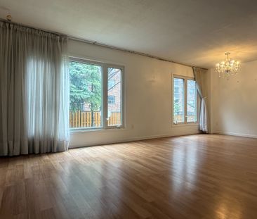 For Lease - 45 Edgar Woods Road, Toronto, Ontario - Photo 2