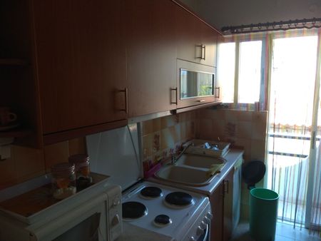 Διαμέρισμα για ενοικίαση - Σαλαμίνα, - Photo 4