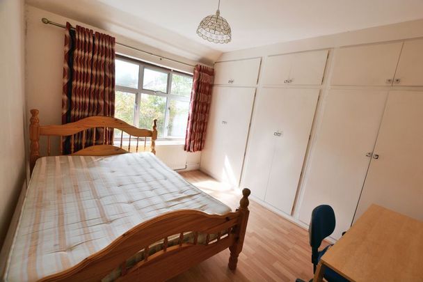 4 bedroom house to rent - Photo 1