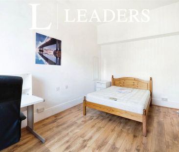 5 bedroom terraced house to rent - Photo 5