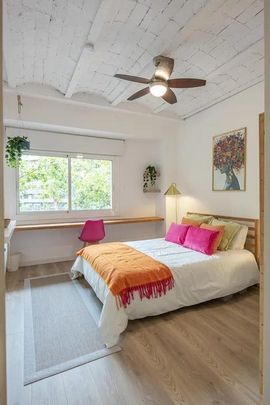 Carrer de Còrsega, Barcelona, Catalonia 08037 - Photo 1