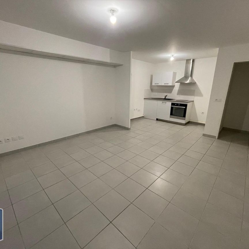 Location Appartement 2 pièces 42m² CHEVIGNY ST SAUVEUR 21800 - Photo 2