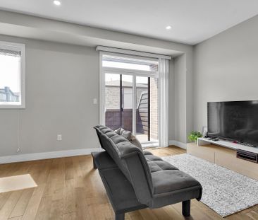 For Lease - 1960 Dalmagarry Road Unit# 212, London North, Ontario - Photo 1