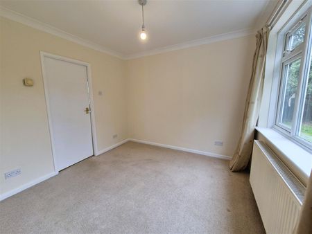 2 Bed Bungalow - Photo 5