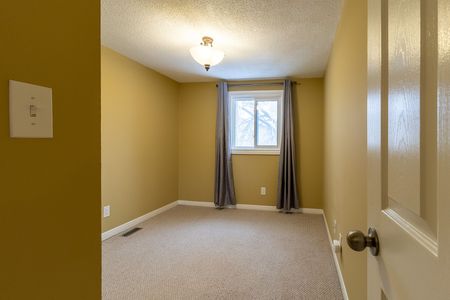 For Lease - 58 Romy Crescent, Thorold, Ontario - Photo 5