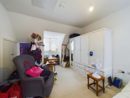 Cornwell avenue, crawley - Photo 5