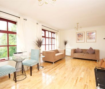 12 The Hamlets, 33 Hawthornden Road, Belfast, BT4 3JW - Photo 1